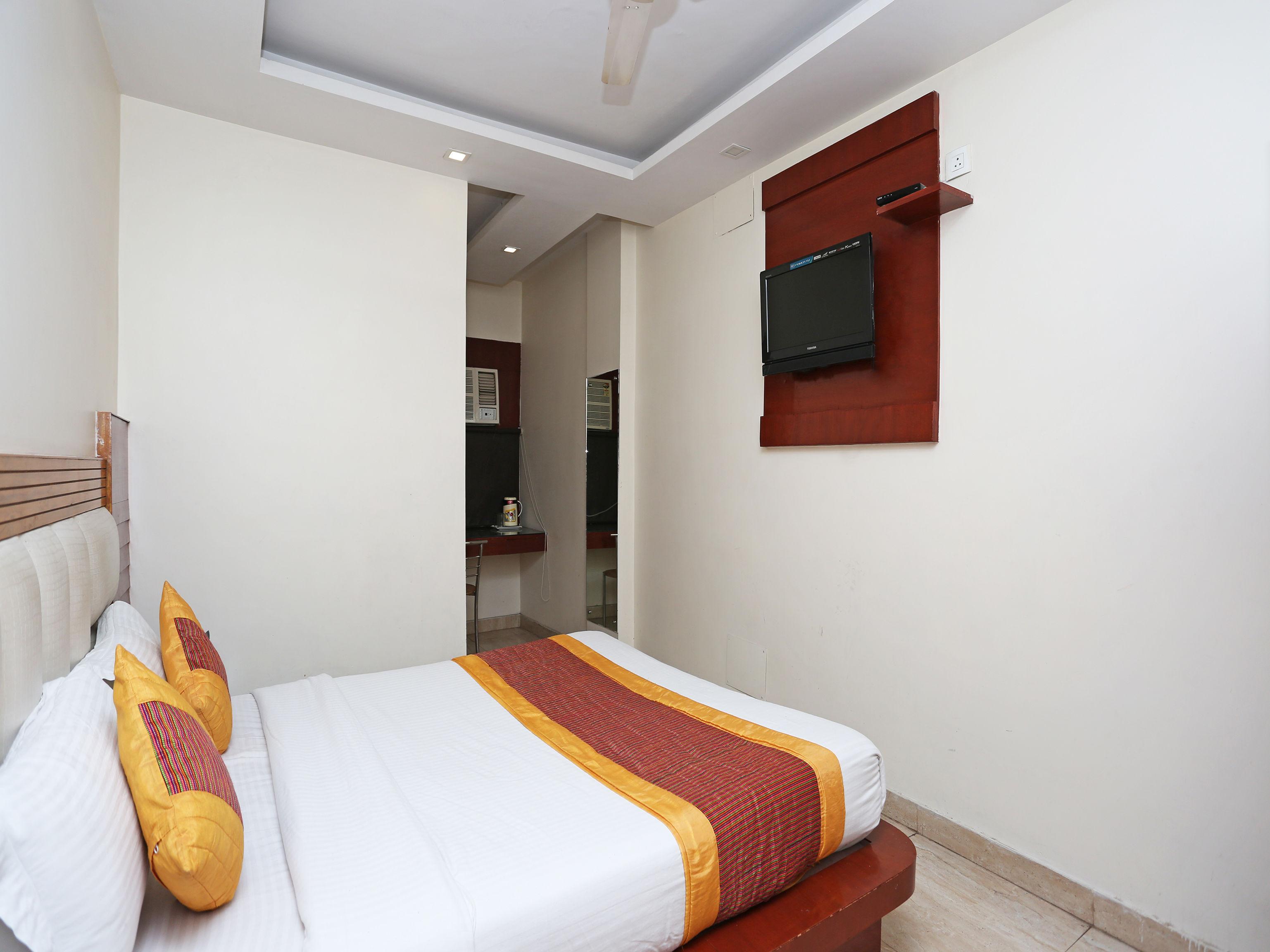 Oyo 6169 Hotel Prem Deluxe New Delhi Exterior foto